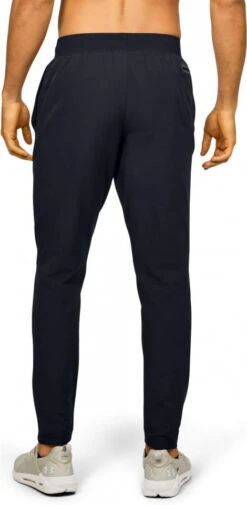 Pantaloni Under Armour UA UNSTOPPABLE TAPERED PANTS -SportModa Elite Negozio 1352028 001 001 960