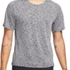 Magliette Nike Dri-FIT Run Division Pinnacle Men S Short-Sleeve Running Top -SportModa Elite Negozio nike dri fit run division pinnacle men s short sleeve running top 519612 dq6540 010