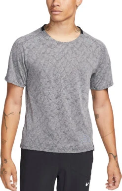 Magliette Nike Dri-FIT Run Division Pinnacle Men S Short-Sleeve Running Top